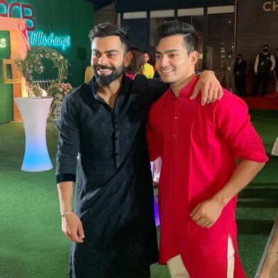 Anuj29illchrist's profile picture. Virat Kohli MS DHONI & ABD  #269 signing off♥️