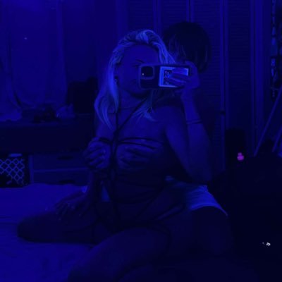 hi, we are a young hot couple subscribe and enjoy our content 💋🍒 we can do anything for you