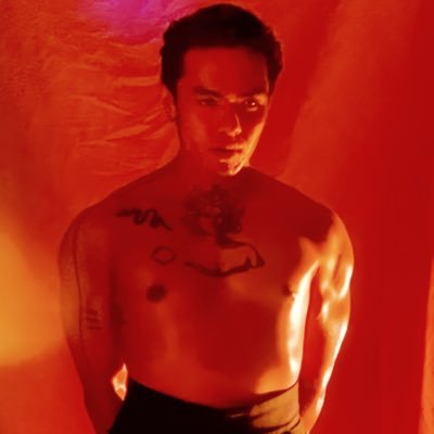 independent artist. also known as WWWAIKWOK. FORTUNA REMIX OUT NOW: