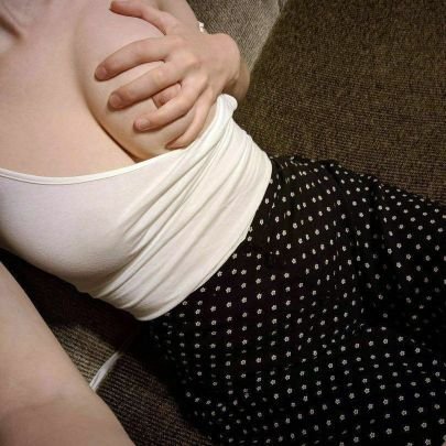 gvhnfgh14132's profile picture. 喜歡床上運動~歡迎幹小穴 169cm/55