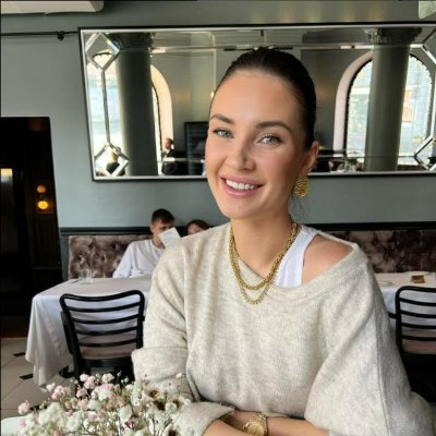 Passionate about news, golf, riding, travel, skiing, yoga, reading, and fitness. Living for adventures and maintaining a healthy, balanced lifestyle