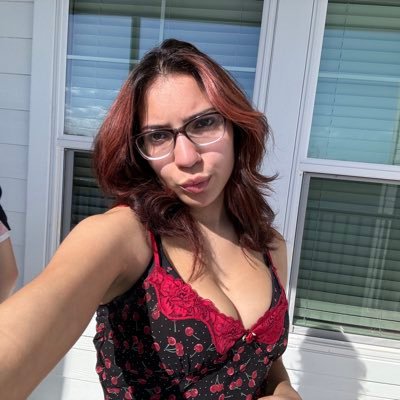 swinney0927's profile picture. insta: sydswinney : Snapchat: syd_ne