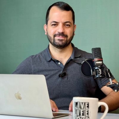 Hasanshahbazi17's profile picture. یه خورده از درآمدزایی تو اندرودید تو اینجا میگم...
حاصل تجربیاتم در بیش از شصت پروژه
خستگی کتاب سریال و کسب وکارم رو دوست دارم