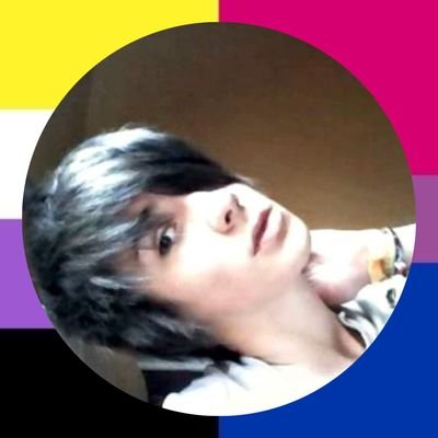 khaelleidoscope's profile picture. Phannie '24 HYUN HYUN I LOVE HYUN (read carrd before following)