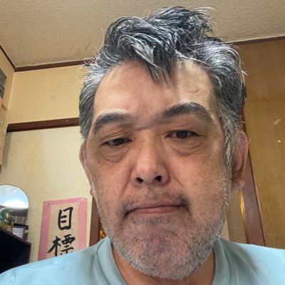 takurou302's profile picture. おじさん…です。57歳です💧 気楽にDMください。※お金💰はもってません…⚫️えっちもイイですが…コマちゃんじゃありませんが…愛がなくっちゃイケマセン🩵愛はＡＩに変わったか？鹿児島樟南高校卒業