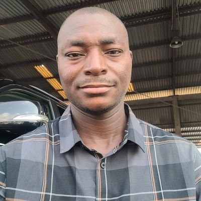 CAR DEALER || ARSENAL FAN||REALIST ||BUSINESS || ENTREPRENEUR