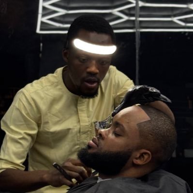 •I'm a mobile #Barber💈💇 || Available for Home Call Service ||📍LAGOS || Book your appointments NOW. WhatsApp: https://t.co/Cbz517KGdj