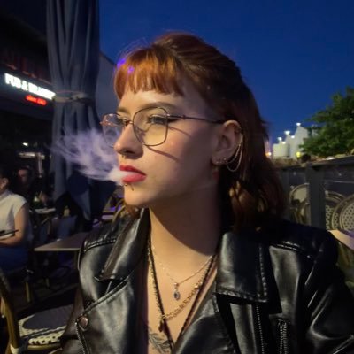🥭🏝️🌅🪞♉️. luna_a.p_ sur insta