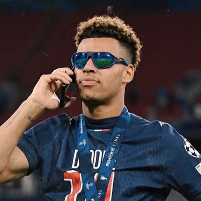 tismaletoi's profile picture. 