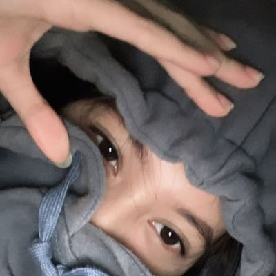 neon_wavest's profile picture. 
