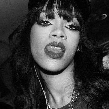 kissesjulie's profile picture. get LOUD