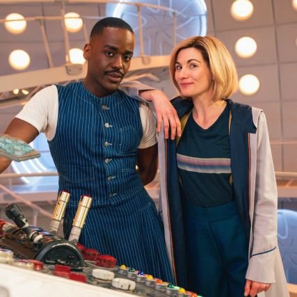 Doctor Who es mi pasión💜💜 Me gustan mucho los videojuegos🕹️✨ Actualmente opositando. Manipulación Industrial, Administrativo, Programación e Informática.