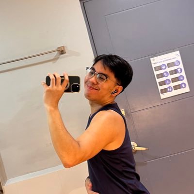 25 | Cebu | finally taken | i'm listening to halukay ube by sexbomb