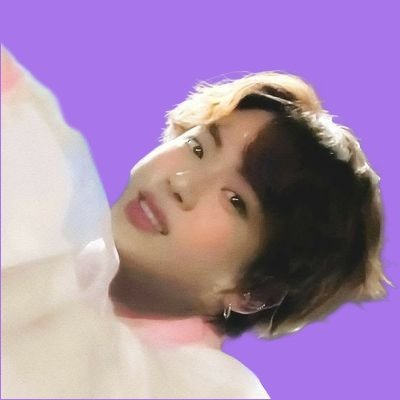 Among the days that feel the same
I feel happiest when I meet you
Among the different everyday lives
You're the most special person to me💜