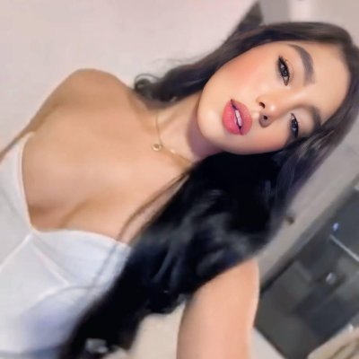 Sweet Latina 😇
Filthy thoughts, softer voice 💦
Full vids, customs, & spicy chats ⬇️