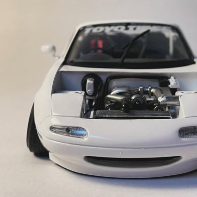 プラモ,シビックが超好きな学生。改造車、ノーマル車など色々作っています。 語彙力が壊滅的です。フォローよろしくお願いします。