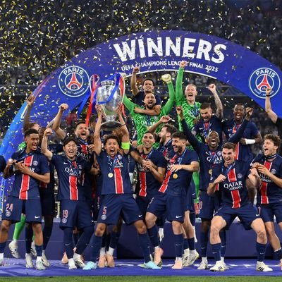 Un supporter Corse du psg qui suit l'actualité du Football en général..