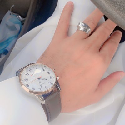 مصري اعشق بلدي رغم كل التحديات الكرامه اغلا ما نملك مشجع ل النادي الاهلي المصري ❤️ ونادي الاتحاد السعودي 🖤💛 https://t.co/HYzc97xO2b