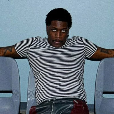 menthylated_'s profile picture. i will always be greater than accra ❤️🇬🇭