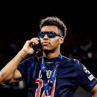 no̷ah ❤️💙 (@noahbssd) 's Twitter Profile Photo no̷ah ❤️💙 (@noahbssd) 's Twitter Profile Photo