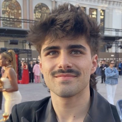 y como dijo un sabio una vez “todo el día con juanjo en la boca”