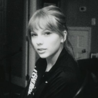 24 ₊⊹ swiftie since ‘09 ₊⊹ 1989 tour ams 21/06/15 🩵₊⊹ ttpd 🤍+ speak now 💜 stan ₊⊹ Eras Amsterdam n123 + Gelsenkirchen n2 🫶🏻