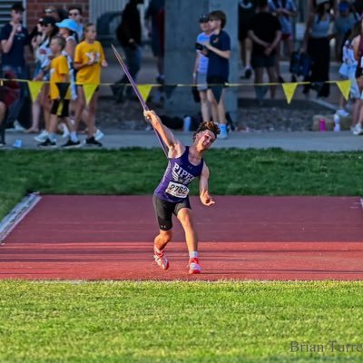 Football | Track | 5’10 | 160lbs | 4.63 40yd | 3.0 gpa | C/O ‘26 | OLB/S | Javelin 201-6