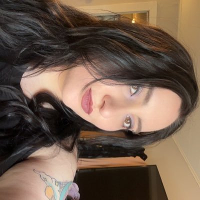 CheyenneRaynnee's profile picture. 29. (she/her) Concert addict, TWA fangirl & anime weeb. Follow me https://t.co/FfYGoOekrs