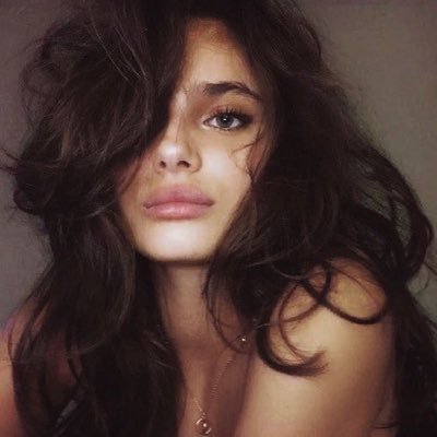 theaxxei's profile picture. 444