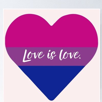 SummerSunWit's profile picture. Ridi e lascia ridere ❤️💜💙Music & Good vibes