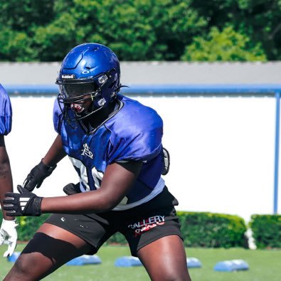 tyqwon96's profile picture. C/O 29; GPA:3.0, SUMTER HIGHSCHOOL, 220lb,5’10, HEIGHT, 📲229-410-9801, tyqwon.davis@sumterschools.org, bench 210, squat 325, power-clean 205🏋️‍♂️ FB/DE