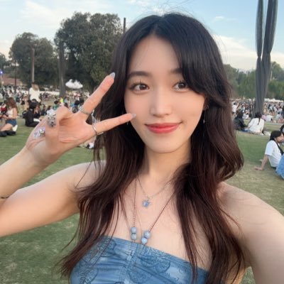 yoojin 🌌さんのプロフィール画像