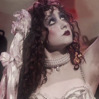 тері. пише на стінахさんのプロフィール画像