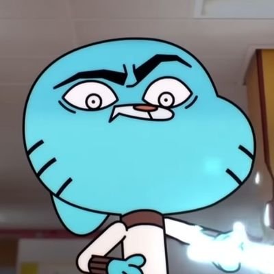 Just your everyday online vagabond who likes nerdy stuff, memes and pretty pictures