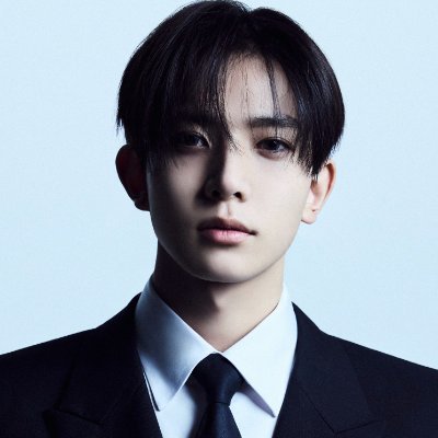 Heesexng's profile picture. All-rounder center, Heeseung. (2001)