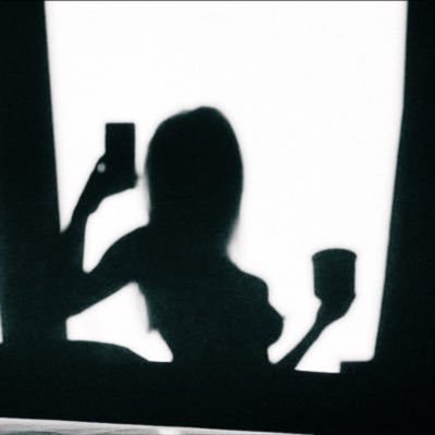 secrtnotes69's profile picture. A little fun never hurt anyone