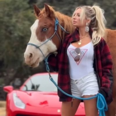We sin as devils do we love as angels do.
♱Ranch Princess
#crimsonroses