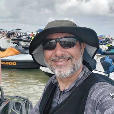 🇧🇷🇧🇷🇧🇷Conservador, patriota, apaixonado pela minha família, pela minha liberdade, pela minha pátria.