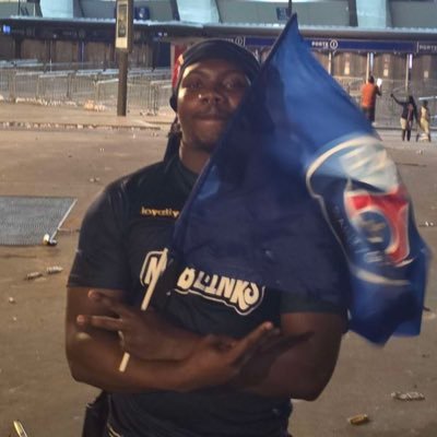 La paix @PSG_inside https://t.co/VuSTDwEVXR