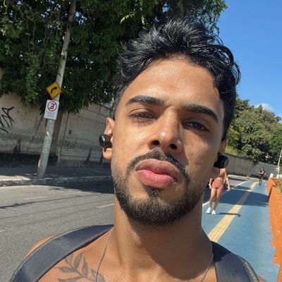 grizzyshit's profile picture. galo e afins