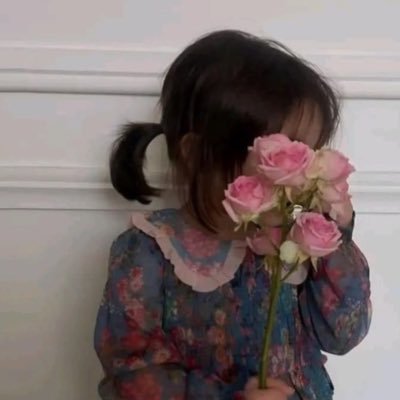 انها تتخطّى كل شيءٍ بكل هدوء ؛ وهذا شيءٌ ثمين لا يتقنه اي أحد 🌿|معلمة تربويه| ماجستير جاري التطبيق.