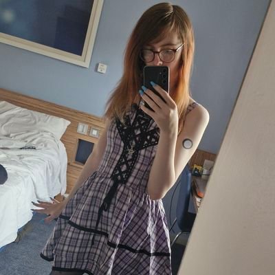 ChloeKatrielle's profile picture. 🏳️⚧️ || Autistic || 🔍🔱🌿🪶🐾 || 115 Platinums || Somehow 22 || 🟦☁️ Same username