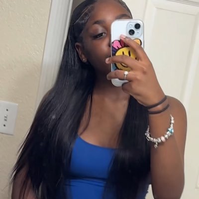 prettygirl27117's profile picture. 