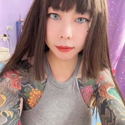 是男的🐔.只是喜歡女裝.163/50.不約.姐妹可外出拍照.有妻小.男裝不醜.🈲️傳屌照.平常很忙別一直吵.不要問什麼女裝興奮嗎會打手槍嗎是在乾妳/你屁事.長靴控❤️.長髮控❤️.喜歡看美女.漂亮姐妹也愛看🤤.此帳非肉帳.