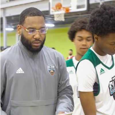 Former pro 🏀 🇦🇲 🇺🇸 turned coach/trainer now im using my platforms to help the next generation of ball players ‼️ showcasing Top Girls talent in OHIO