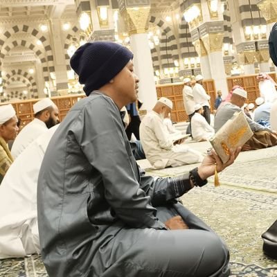 lutfimridwan1's profile picture. 