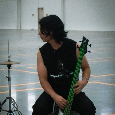 gastlybassman's profile picture. 𝓛𝓲𝓯𝓮 𝓲𝓼 𝓽𝓸𝓸 𝓼𝓱𝓸𝓻𝓽, 𝓫𝓾𝓽 𝓲 𝔀𝓲𝓵𝓵 𝓵𝓲𝓿𝓮 𝓯𝓸𝓻 𝔂𝓸𝓾