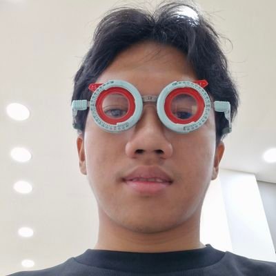 baksolemonperas's profile picture. sudah malam atau sudah tau?