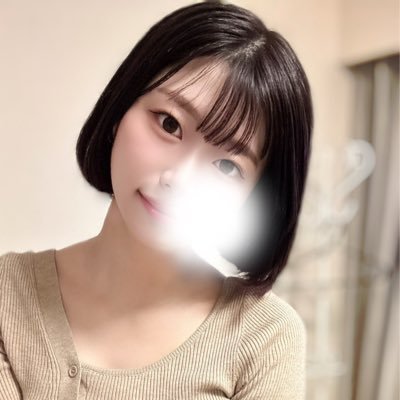 THE BLANC横浜 セラピスト🧴🤍💭 高身長担当🤍もちもちな太ももと大きな🍑を持ってます💞