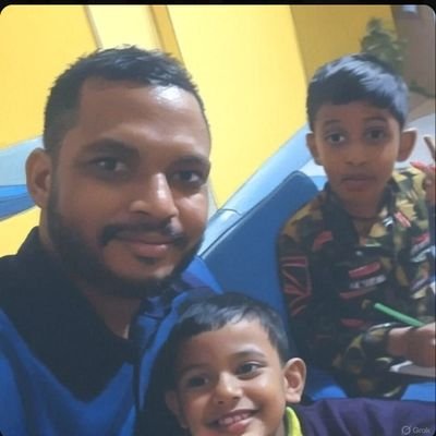 जीवन का सबसे बड़ा गुरु वक्त है क्योंकि कोई भी उस समय को सिखाने में सक्षम नहीं है जो समय सिखाता है अनुभव उम्र से नहीं, परिस्थितियों का सामना
9650978@@7
